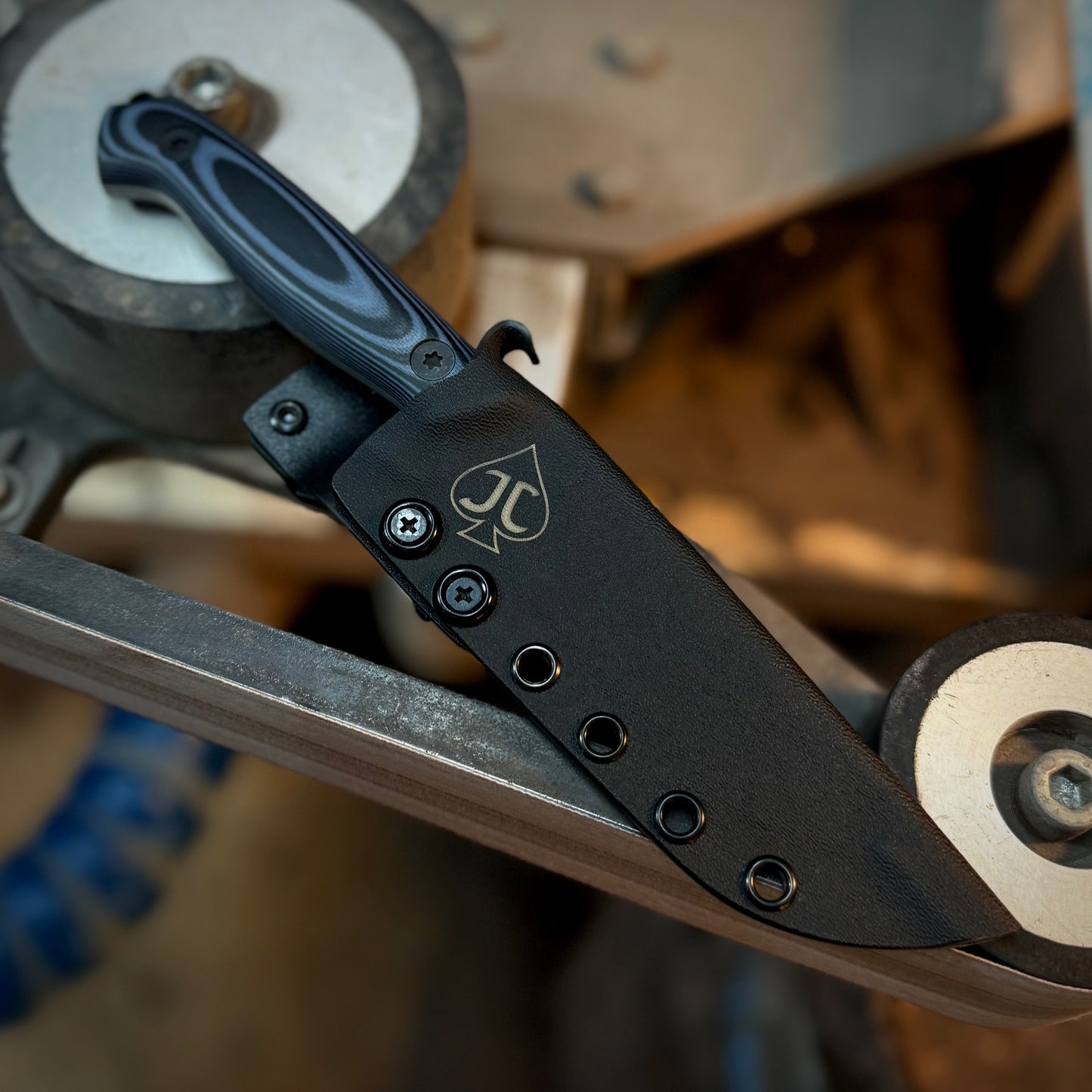 AMBERJACK- Strom/Black G10