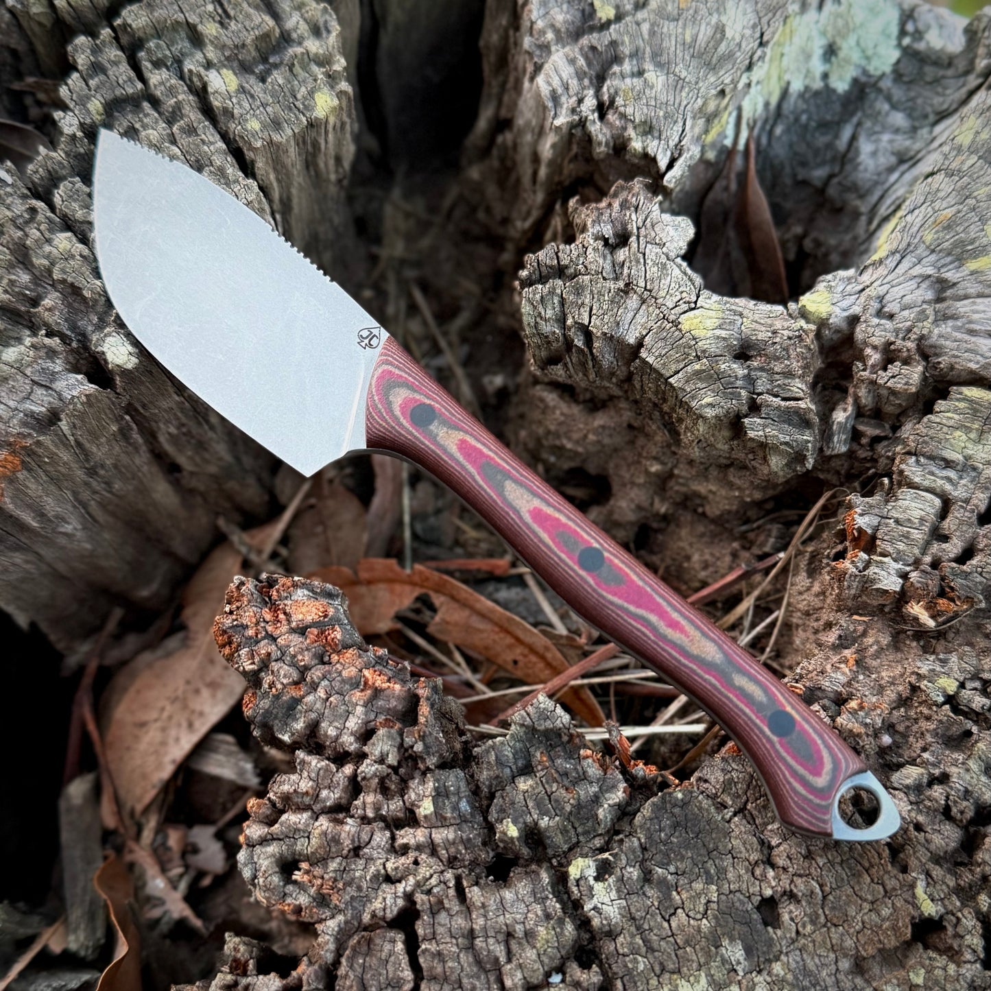 KPS- Richlite slane richlite handle material.